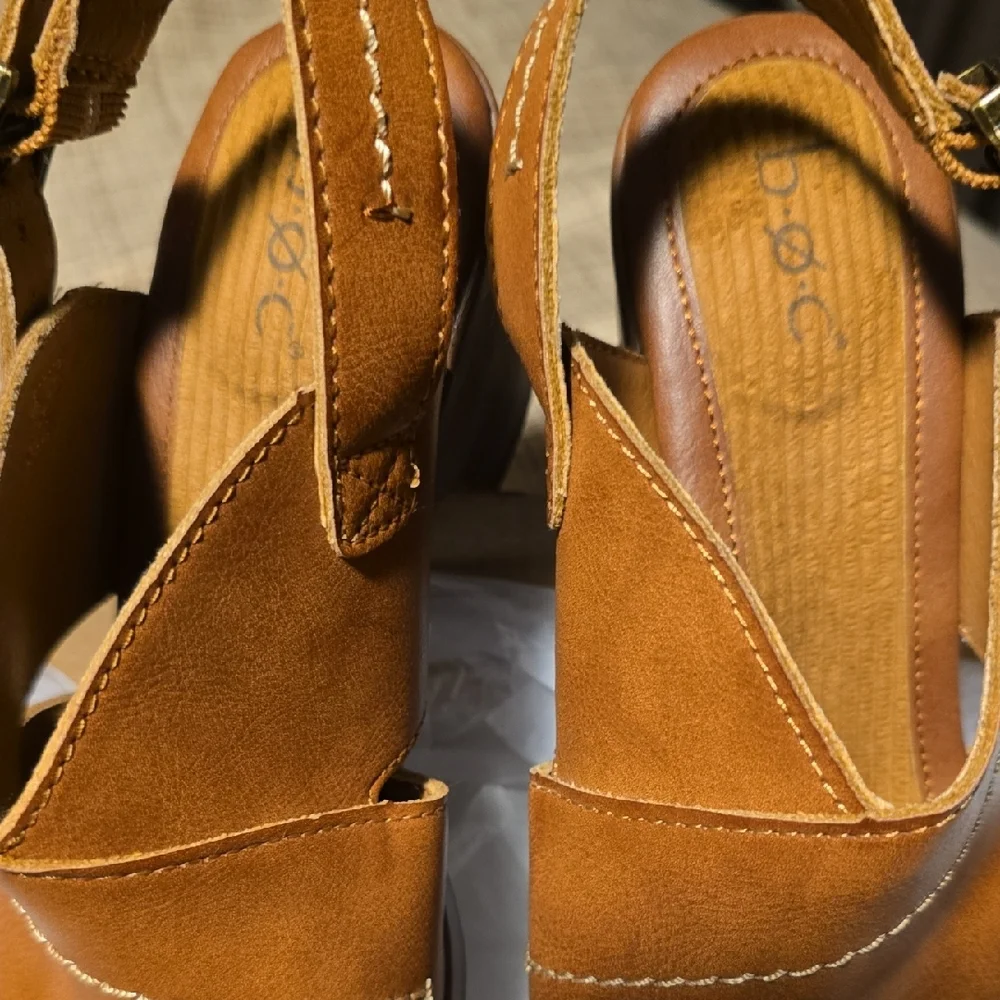 boc Brown Leather Strap Slingback - Picture 3 of 8